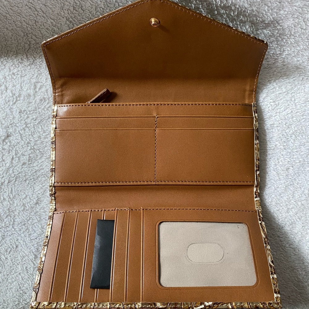 Brahmin Gold and Brown Croc-Embossed Hobo Bag and Wallet - Picture 7 of 7